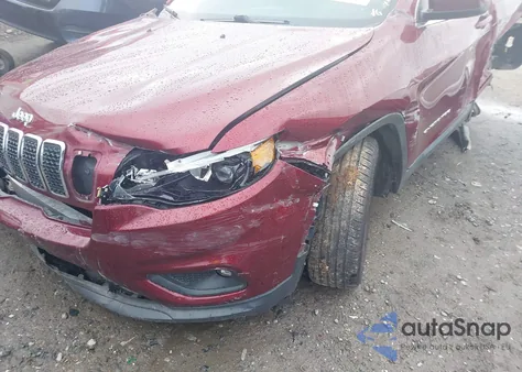 2019 Jeep Cherokee Latitude Fwd из США, поврежденный, VIN 1C4PJLCB4KD262738